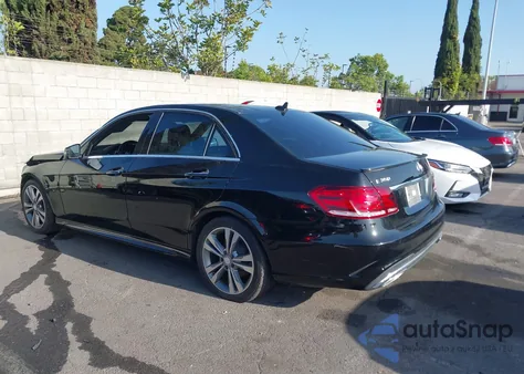 2014 Mercedes-Benz E 350 из США, поврежденный, VIN WDDHF5KB1EB056477